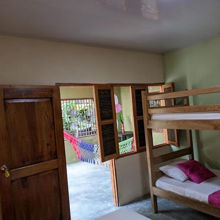 Sierra Kay Hostel Guachaca 外观 照片