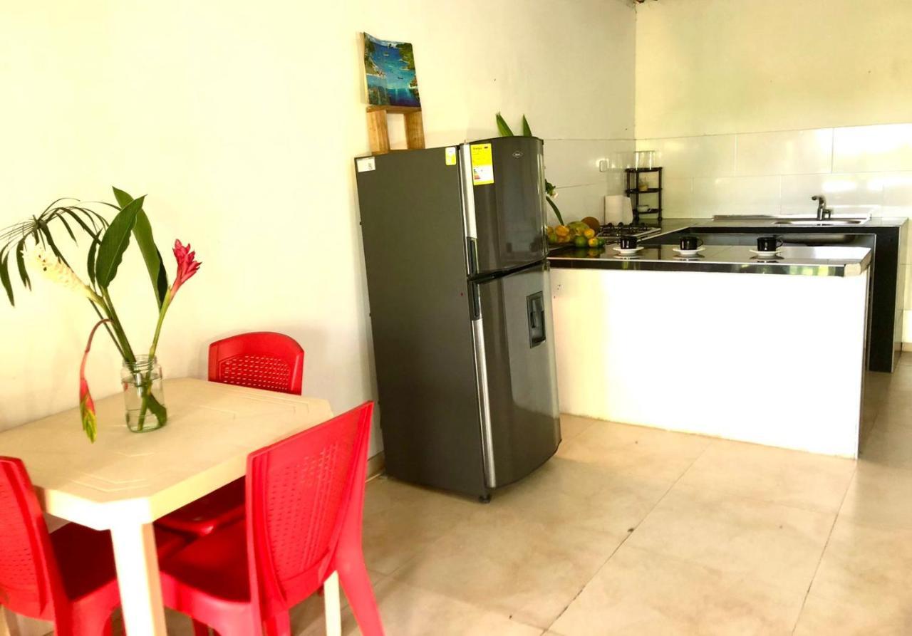 Sierra Kay Hostel Guachaca 外观 照片