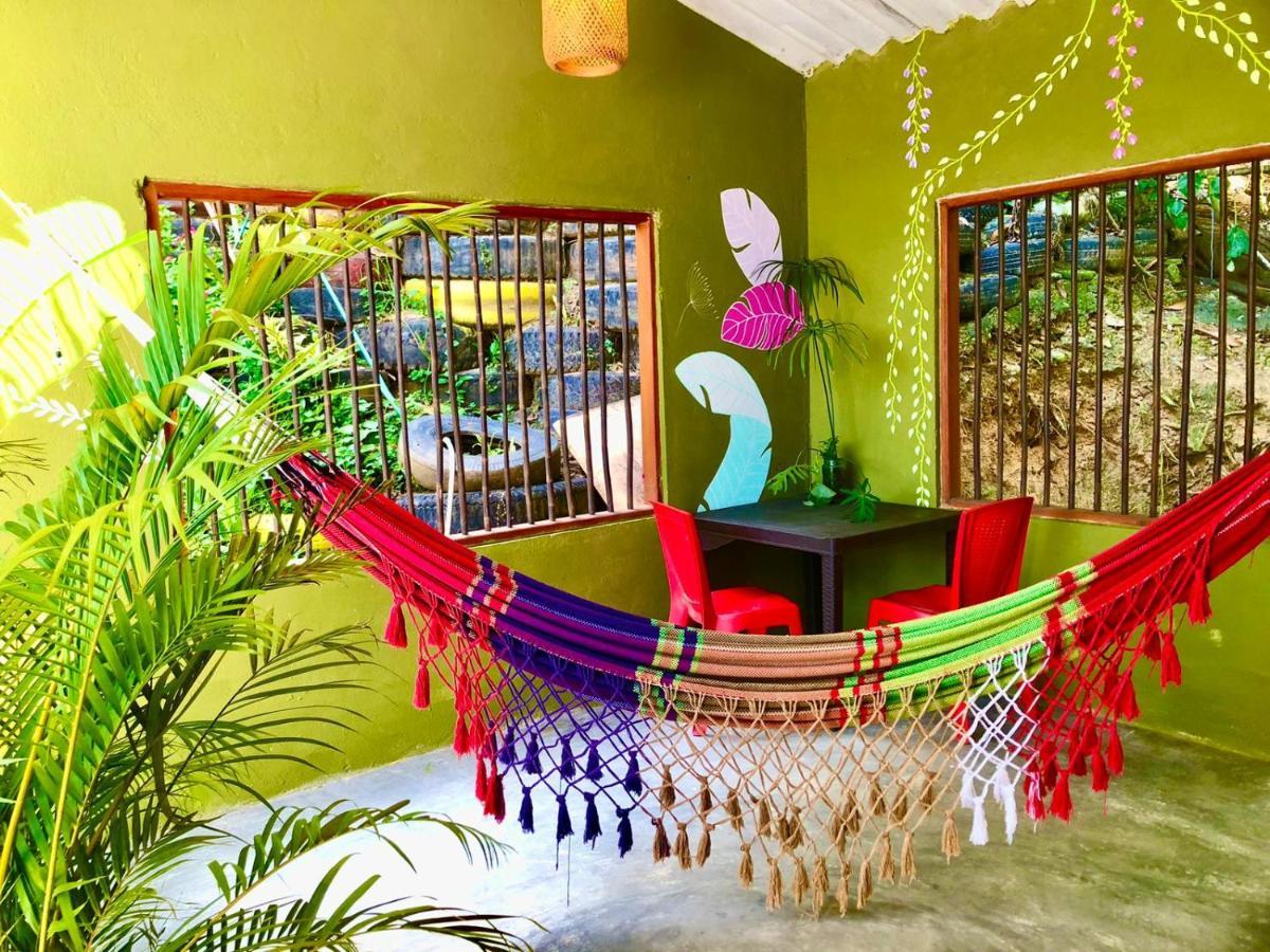 Sierra Kay Hostel Guachaca 外观 照片